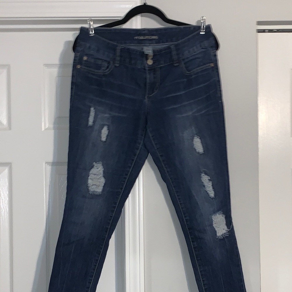Maurices Ripped Jeans. Boot cut